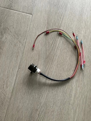 244057 ワイヤリング ハーネス スキャニア エンジン 部品