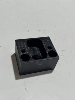 758132 コンネクタ エルム 広げる 部品