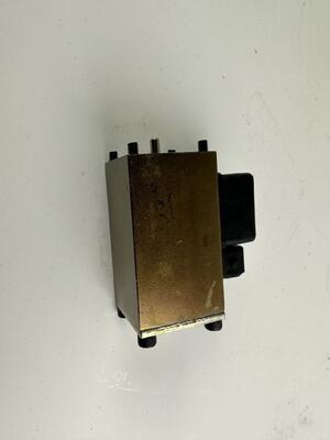 0009736081 電磁弁 リンデ リッチ スタッカー 部品