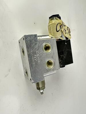 594340 バルブ CVS Ferrari リーチスタッカー部品